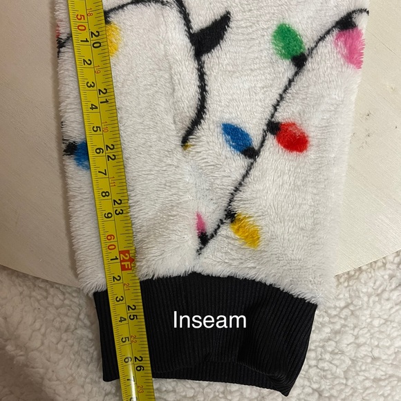 Soft and Fluffy Penguin Pj’s | Medium | Stranger Things vibes - Picture 7 of 8